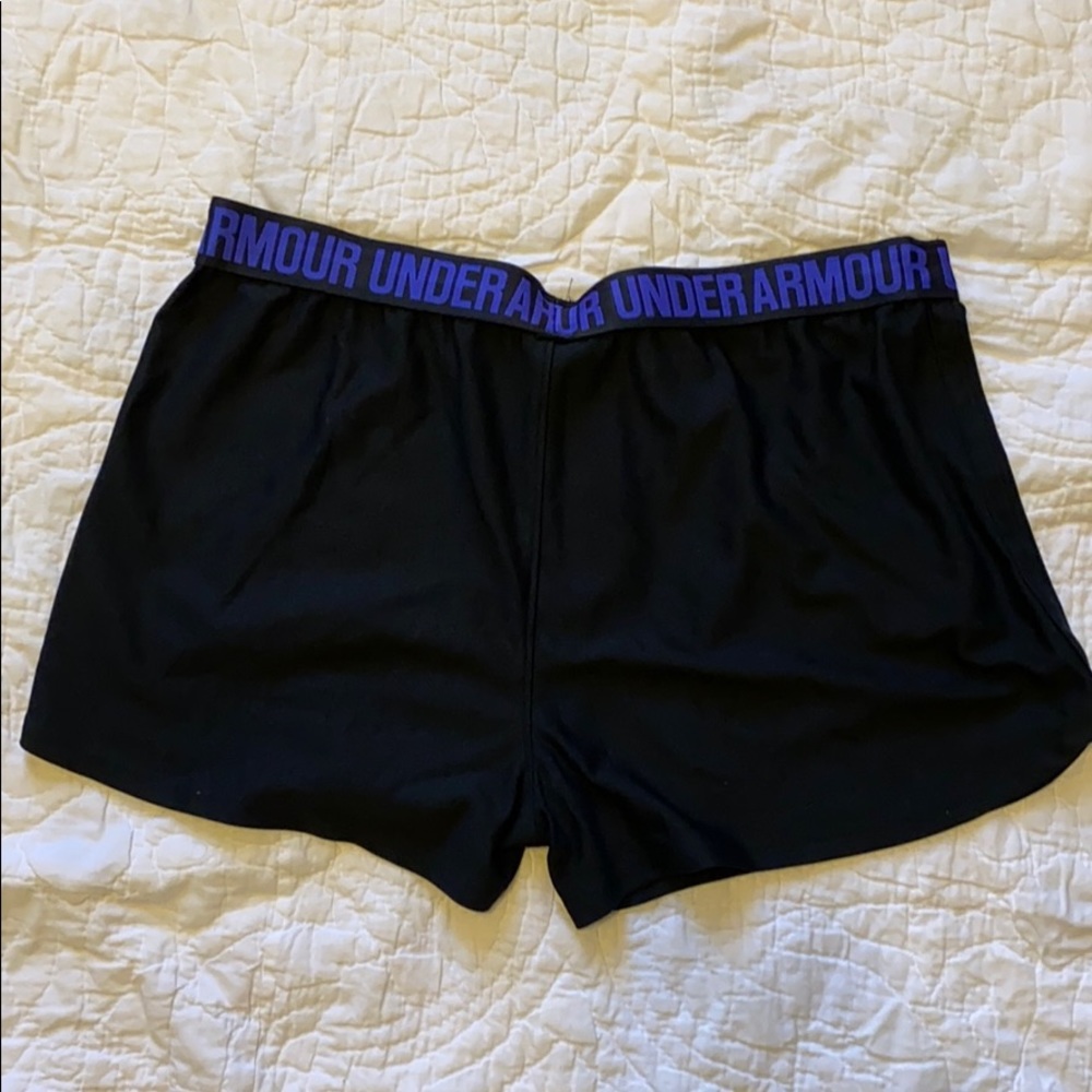 Running Shorts - Picture 3 of 3